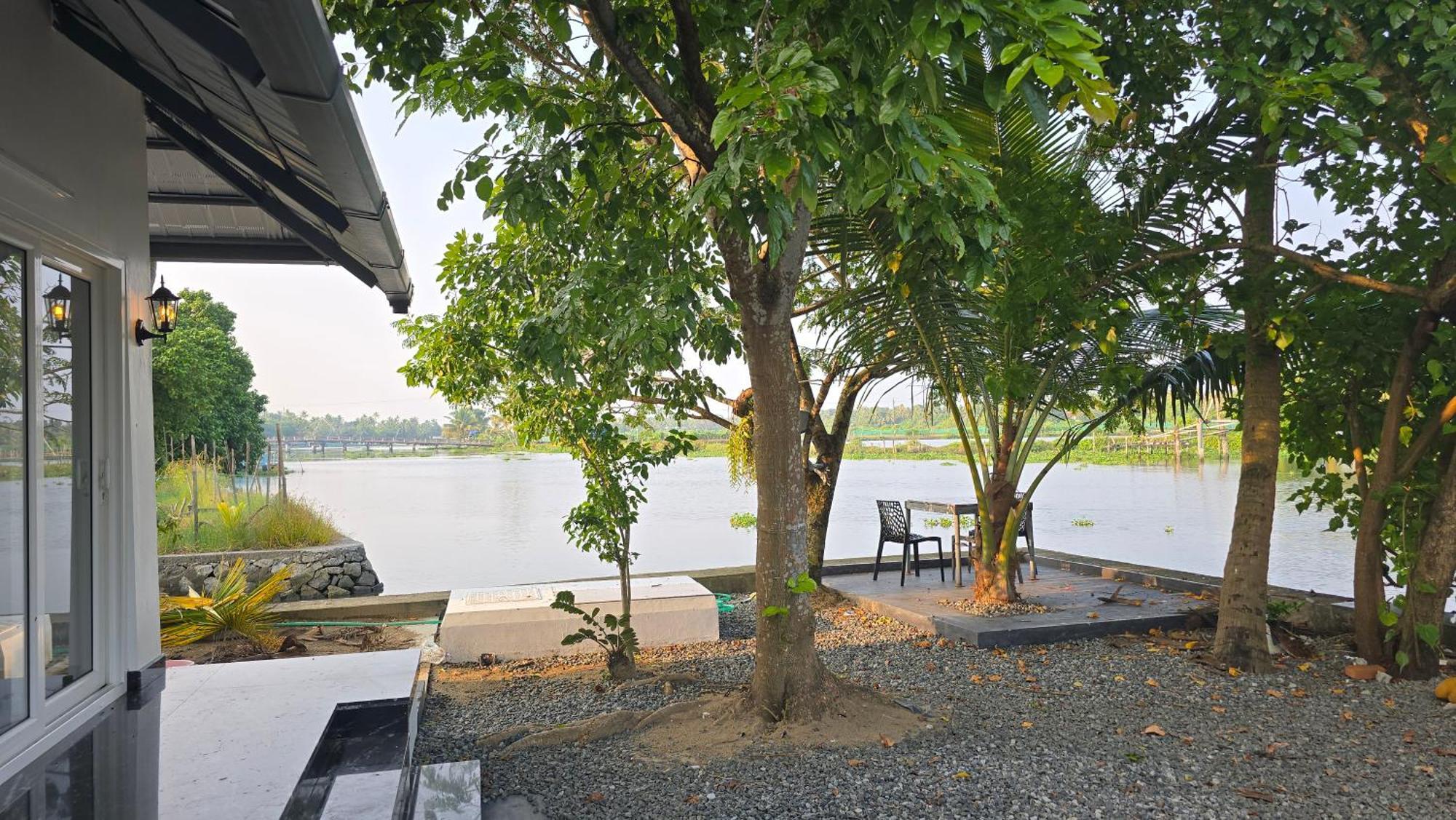 Pradeep'S Backwater Villa Kochi Eksteriør bilde